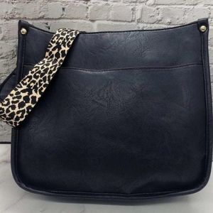 Black Aubrey Cross Body